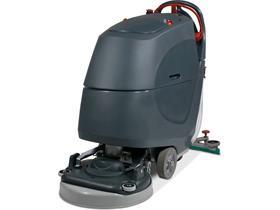 NUMATIC SCHEUERSAUGMASCHINE  Batterie-Scheuersaugmaschine mit Fahrant