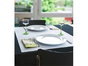 TISCHTUECHER GEPRAEGT  74 x 74 cm weiss,